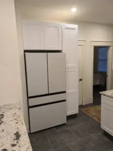 Donald Mooring kitchen with BWC cabinets - photo 2