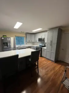 Samuel Carrier kitchen with BWC cabinets - photo 3