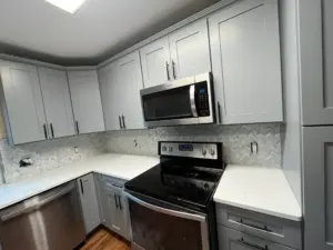 Samuel Carrier kitchen with BWC cabinets - photo 5