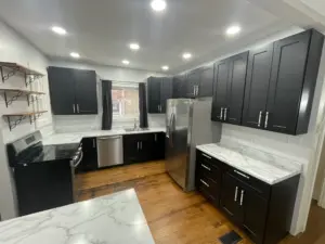 Paul Woodson kitchen with BWC cabinets - photo 1