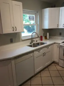 Robert Dunmyer kitchen with BWC cabinets - photo 3